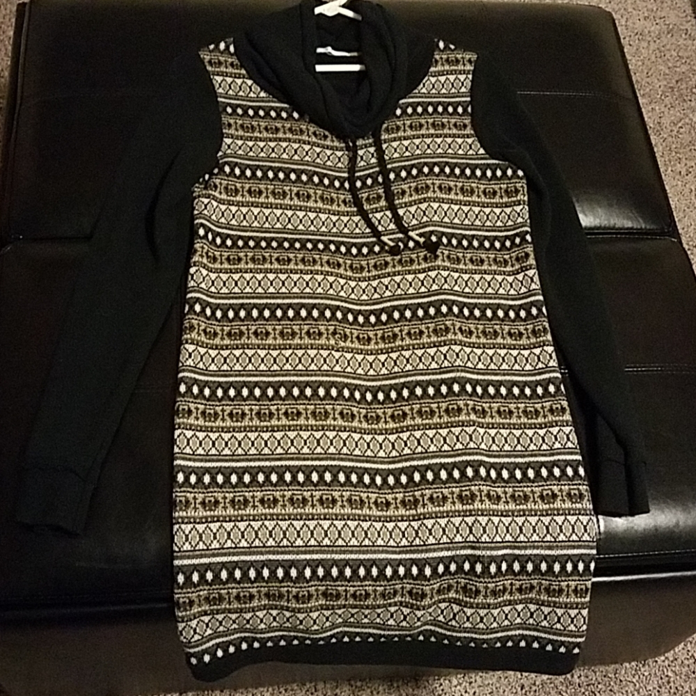 Cowl neck sweater dress sz M